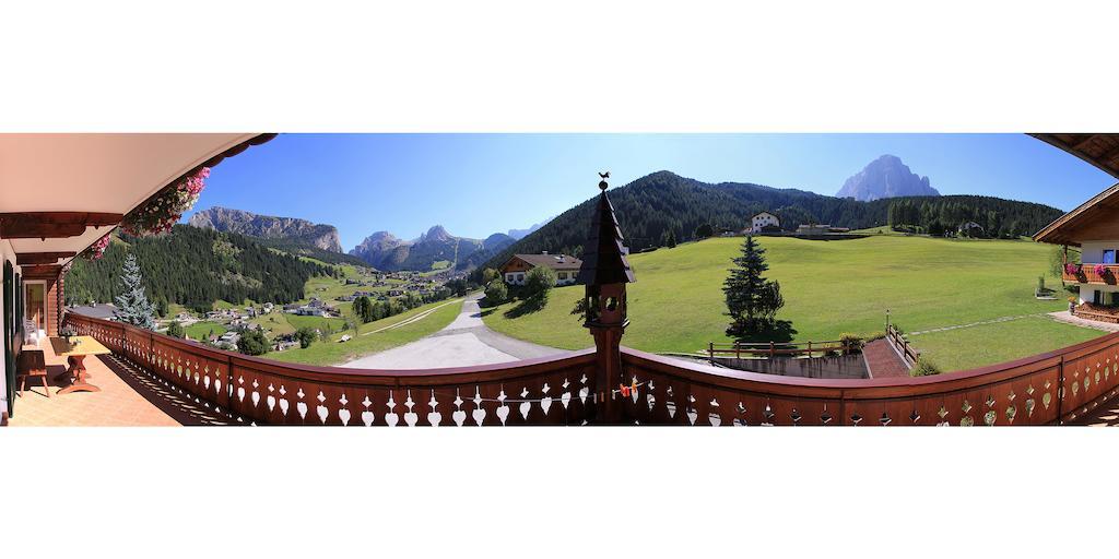 Garni Martlhof Hotel Selva di Val Gardena Exterior photo